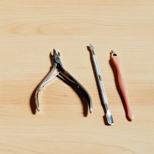 Miscellaneous metal objects